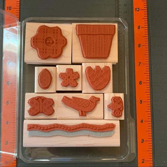 Stampin’ Up! FLOWERS & FRIENDS - Picture 2 of 3